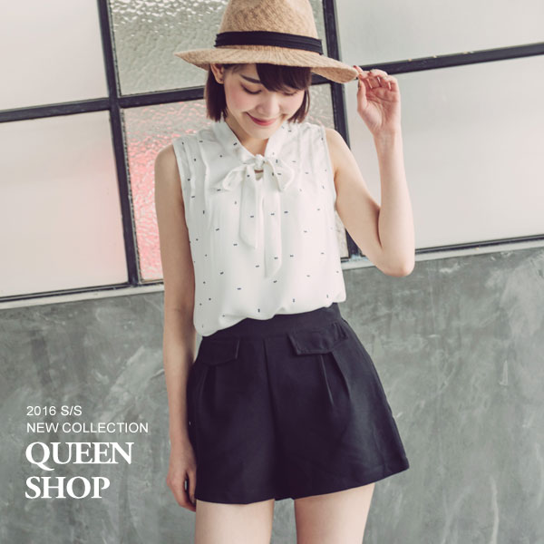 Ｑｕｅｅｎ Ｓｈｏｐ【01093062】雙心印花領口綁帶無袖上衣 兩色售＊現貨+預購＊