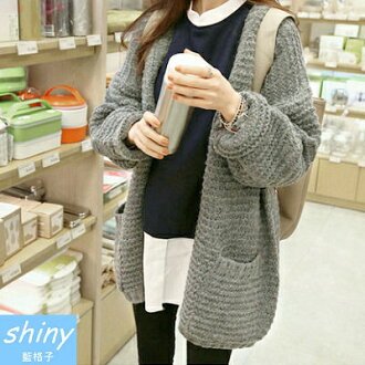 shiny藍格子【4809】微柔冬搭.甜美V領長袖中長粗針織外套