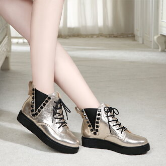 2015魅力新款~韓味한 맛街頭龐克風格混搭搖滾女孩鉚釘繫帶平底短統馬丁靴七天預購+現貨