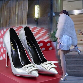 2015魅力新款~韓味한 맛銀色精靈美麗OL女孩水鑽尖頭高跟鞋七天預購+現貨