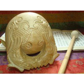 【木魚-香樟-5寸新花】精品樟木木魚(5寸新花) 送木魚墊 佛教用品-7501002