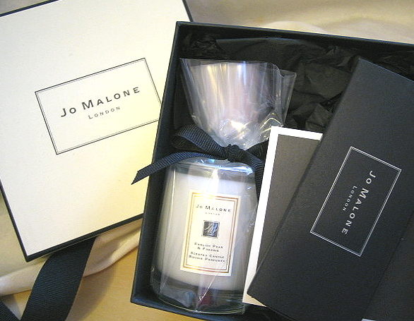 *Realhome*英國香水 Jo Malone 英國梨與小蒼蘭 香氛蠟燭 60g 原廠禮盒