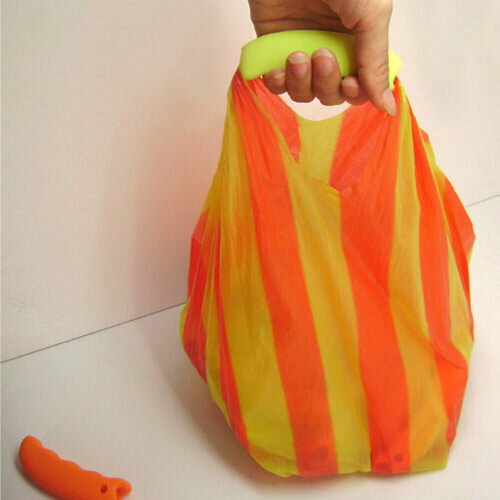 PS Mall╭＊袋用矽膠提手提菜器 拎袋器 方便買菜提菜【J2117】