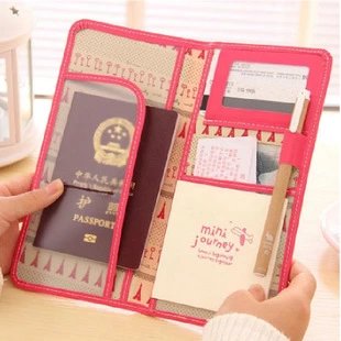 【瞎買天堂x皮革質感】韓風旅行二折式護照包 PU皮革手感 輕薄好攜 機票包 護照夾【CBAA0409】