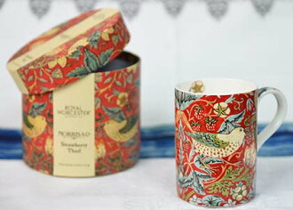 Morris & Co 設計款 英國骨瓷 馬克杯禮盒組-草莓小偷 (艷紅)