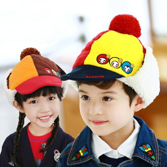 WallFree窩自在秋冬保暖時尚可愛娃娃毛球帶釦兒童毛絨鴨舌雷鋒帽