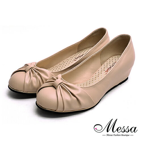 【Messa米莎專櫃女鞋】MIT優雅扭結金屬夾心內增高娃娃鞋-米色