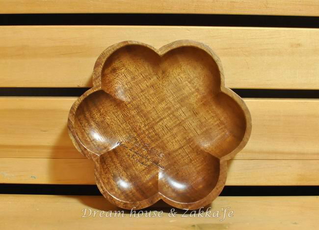 日本進口 KUCHE 小花造型原木小碟子 可當小物置物用《超厚實》 ★實用漂亮★
