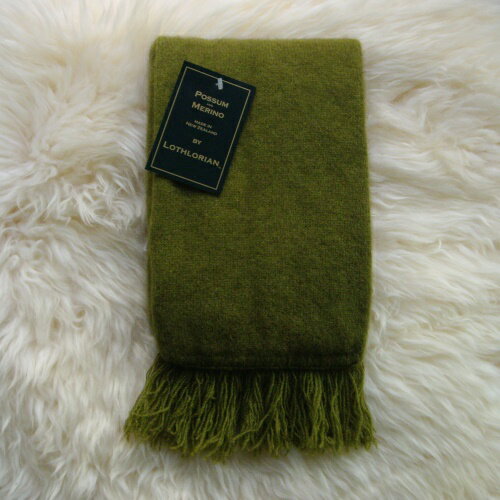 紐西蘭貂毛羊毛圍巾*橄欖綠