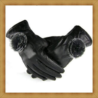 觸控手套 女配件-秋冬保暖防寒時尚真兔毛球女手套53m21【義大利進口】【米蘭精品】