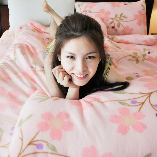 【春印之花】雙人四件式兩用毯床包組 ◆ 高級搖粒絨 台灣製◆ HOUXURY寢具購物網