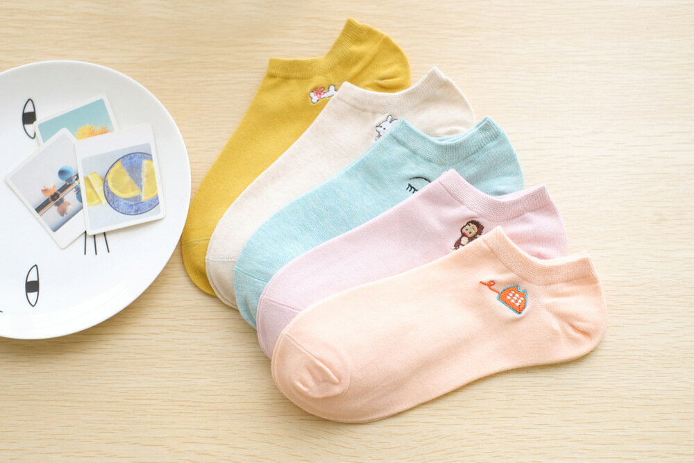 日系糖果色可愛小刺繡船型襪(10款)