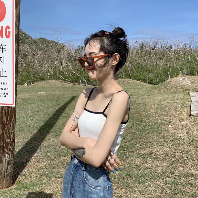 款性感小背心女韓國拼色打底吊帶夏季修身無袖短款打底衫上衣1入