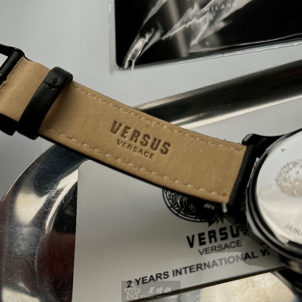 點數9%★VERSUS VERSACE手錶,編號VV00370,44mm黑圓形精鋼錶殼,黑色簡約, 中三針顯示錶面,深黑色真皮皮革錶帶款,立體感十足!, 獨具匠心!【APP下單享9%點數上限5000點】 6