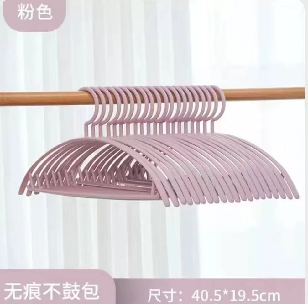 家用無痕寬肩衣架學生宿舍成人防肩角衣架晾衣不鼓包衣架子衣櫃衣/衣架/晾衣架/衣服架/掛衣架/衣帽架/衣櫥架