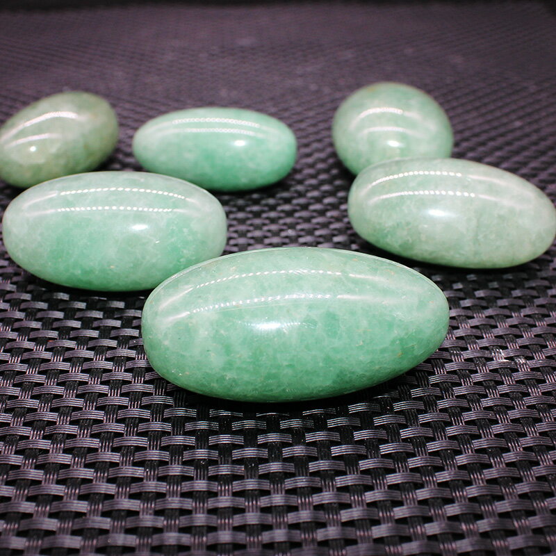 天然水晶原石礦石擺件綠色草莓晶把玩件療手握石頭能量愈寶石