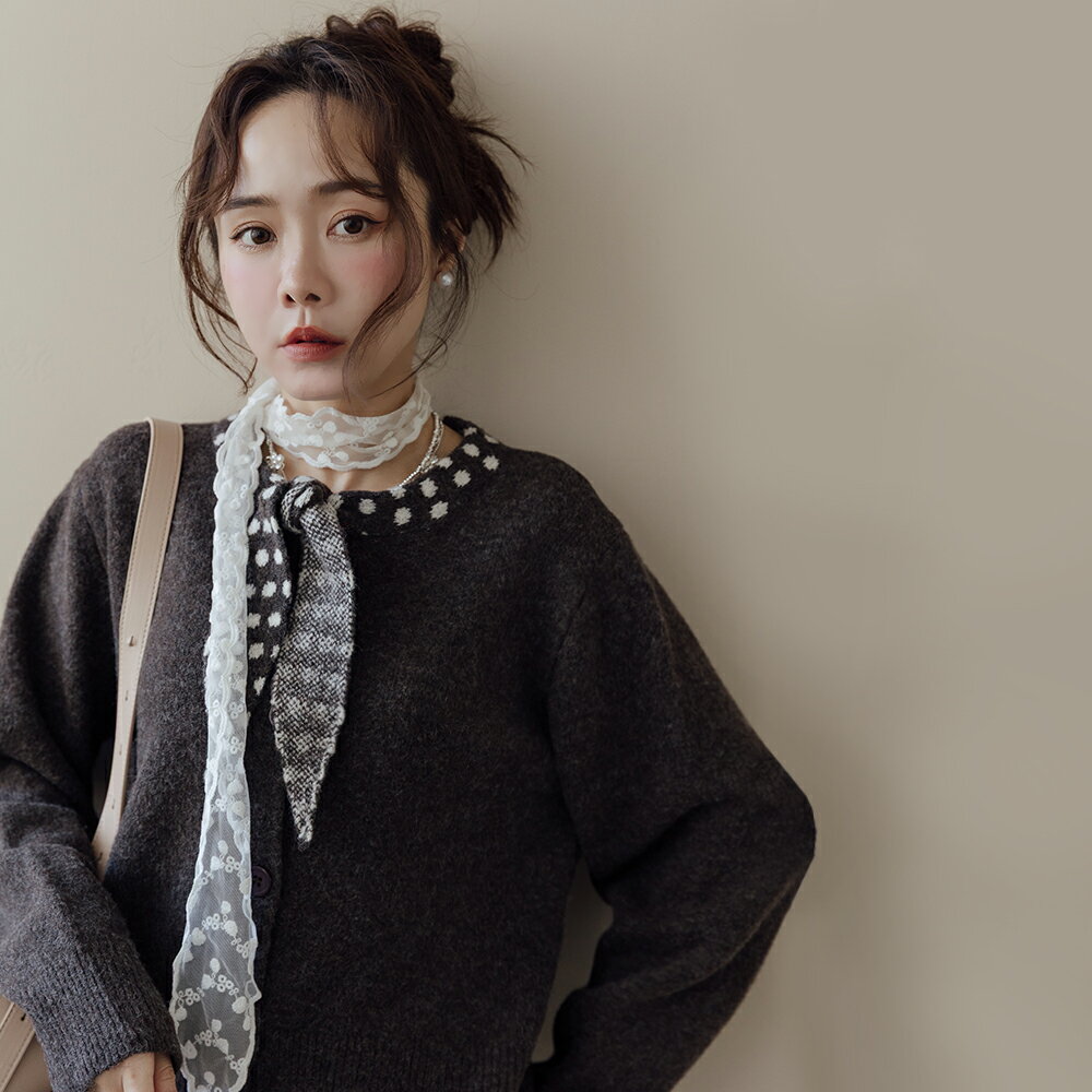 ★限時下殺$490★MIUSTAR圓領點點綁帶排釦針織外套(共2色)1021預購【NR2181】