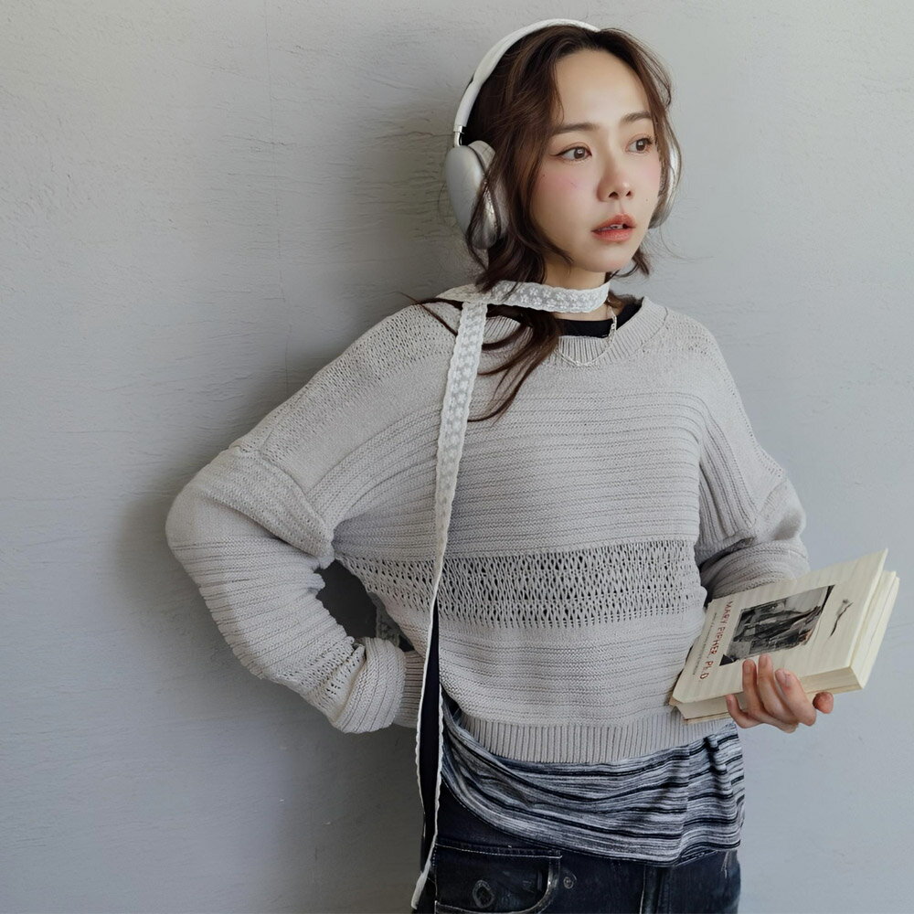 ★限時下殺$550★MIUSTAR圓領立體織紋幾何鏤空短版針織上衣(共2色)1028預購【NR2236】