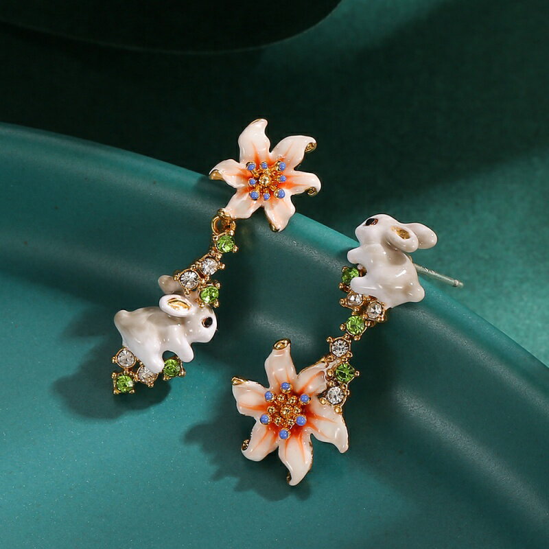 【巴黎精品】耳環琺瑯耳飾-兔子百合花朵不對稱女飾品a1gf10
