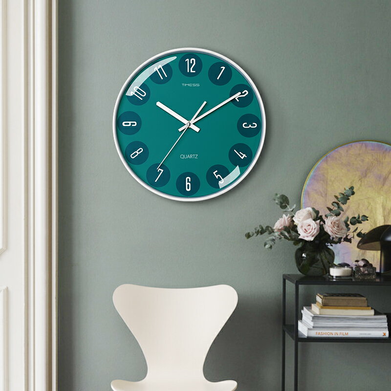 TIMESS輕奢鐘表掛鐘現代簡約客廳家用時尚免打孔靜音石英電子時鐘