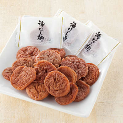 日本超好吃蜜餞梅子肉干梅過年新年假日必備點心零食酸酸甜甜好唰嘴家庭包大包裝270g獨立包裝-現貨 4