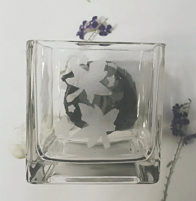 天然環保大豆蠟燭-正方形玻璃瓶四面嵌入不同的花朵,呈現高雅品味 情人節禮物 5