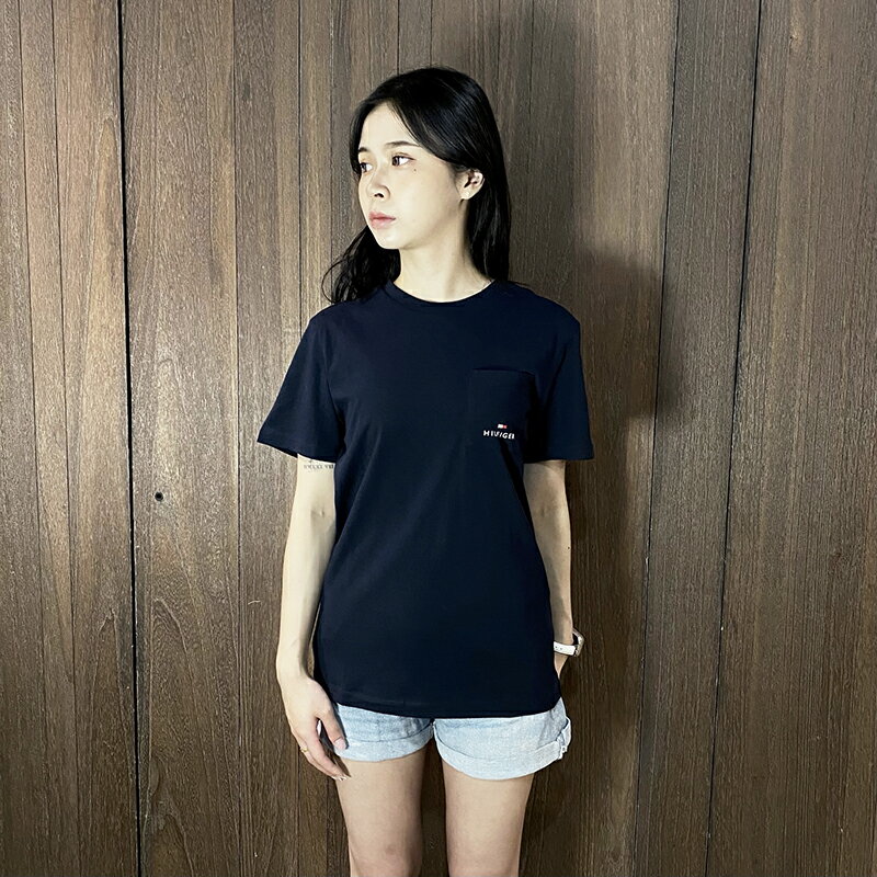 美國百分百【全新真品】Tommy Hilfiger 短袖上衣 棉質 女款 青年版 TH T恤 logo 短T 深藍 CV45