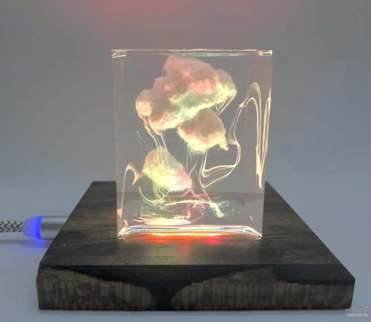 樹脂滴膠擺件 創意手工千奇百怪云海云朵樹脂滴膠擺件云立方工藝夜燈交換禮物