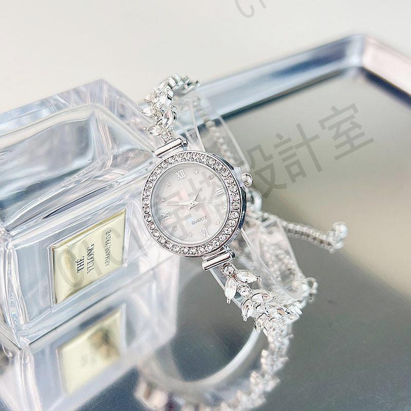網紅流行女生女士手錶新款全身水鑽奢華美人魚抽拉式懶人錶帶簡約時尚氣質手鍊女表【亞德機械五金家居】 4