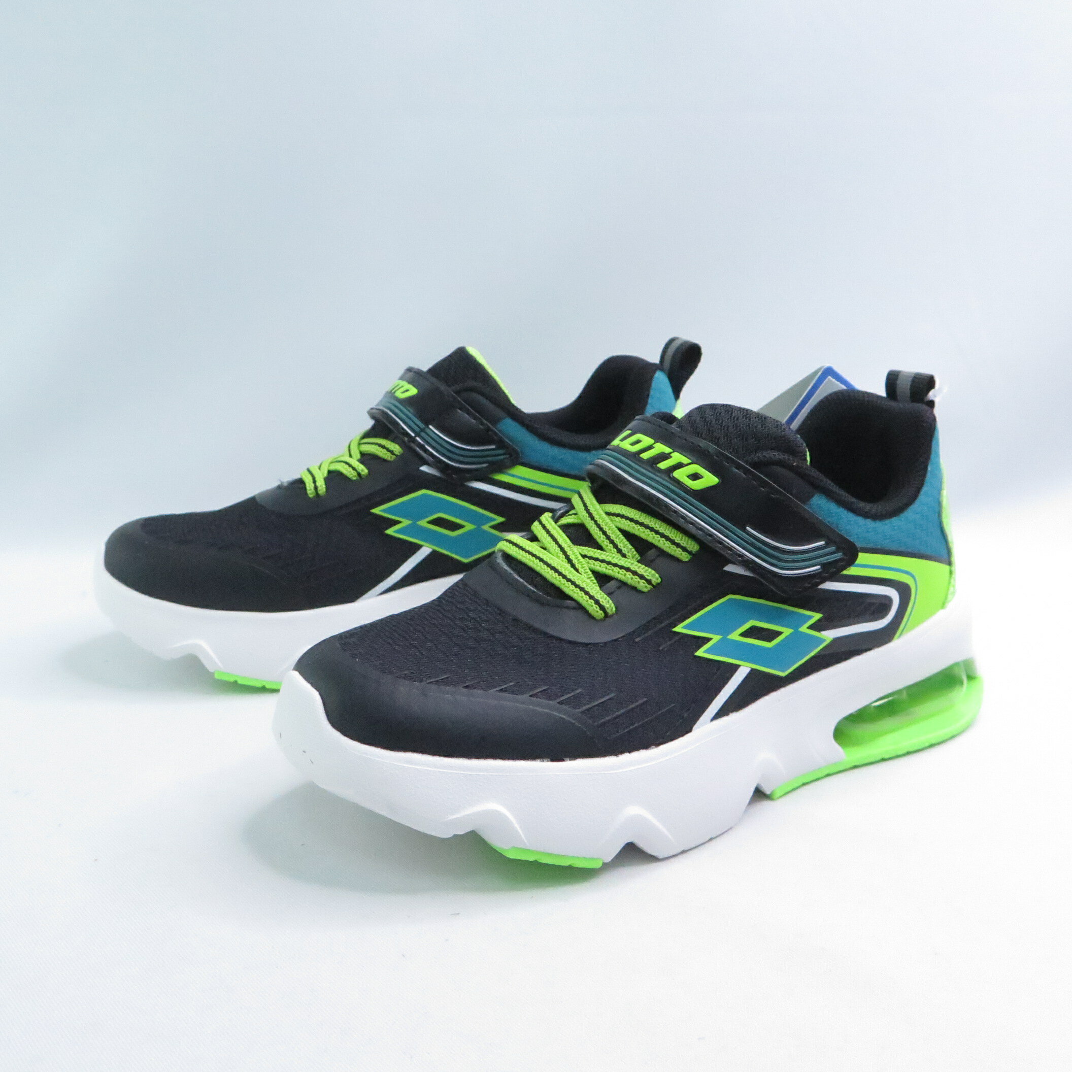 LOTTO LT5AKR9215 GELA LITE 中大童 跑鞋 魔鬼氈 氣墊 緩震 黑/綠【iSport愛運動】