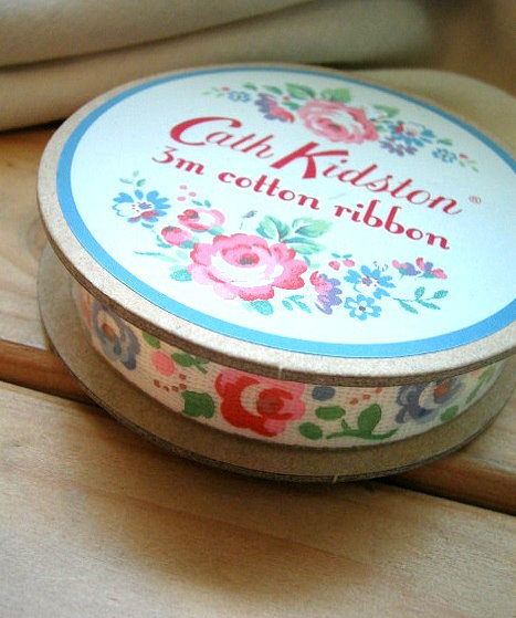 *Realhome* 英國Cath Kidston 緞帶 小花款~ 多用途美化好幫手