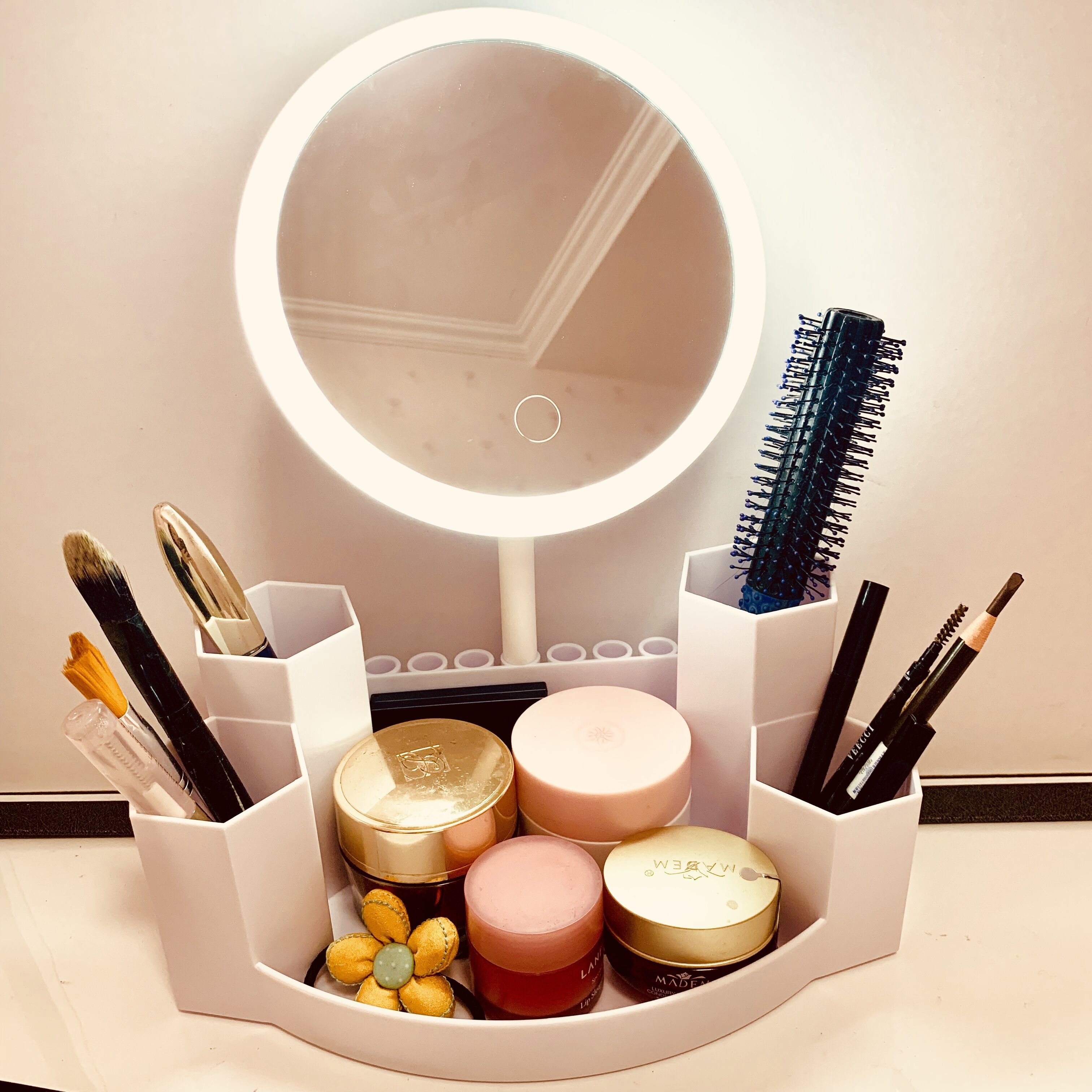 化妝鏡收納盒一體帶燈充電式桌面鏡LED燈梳妝鏡美妝置物架補光鏡