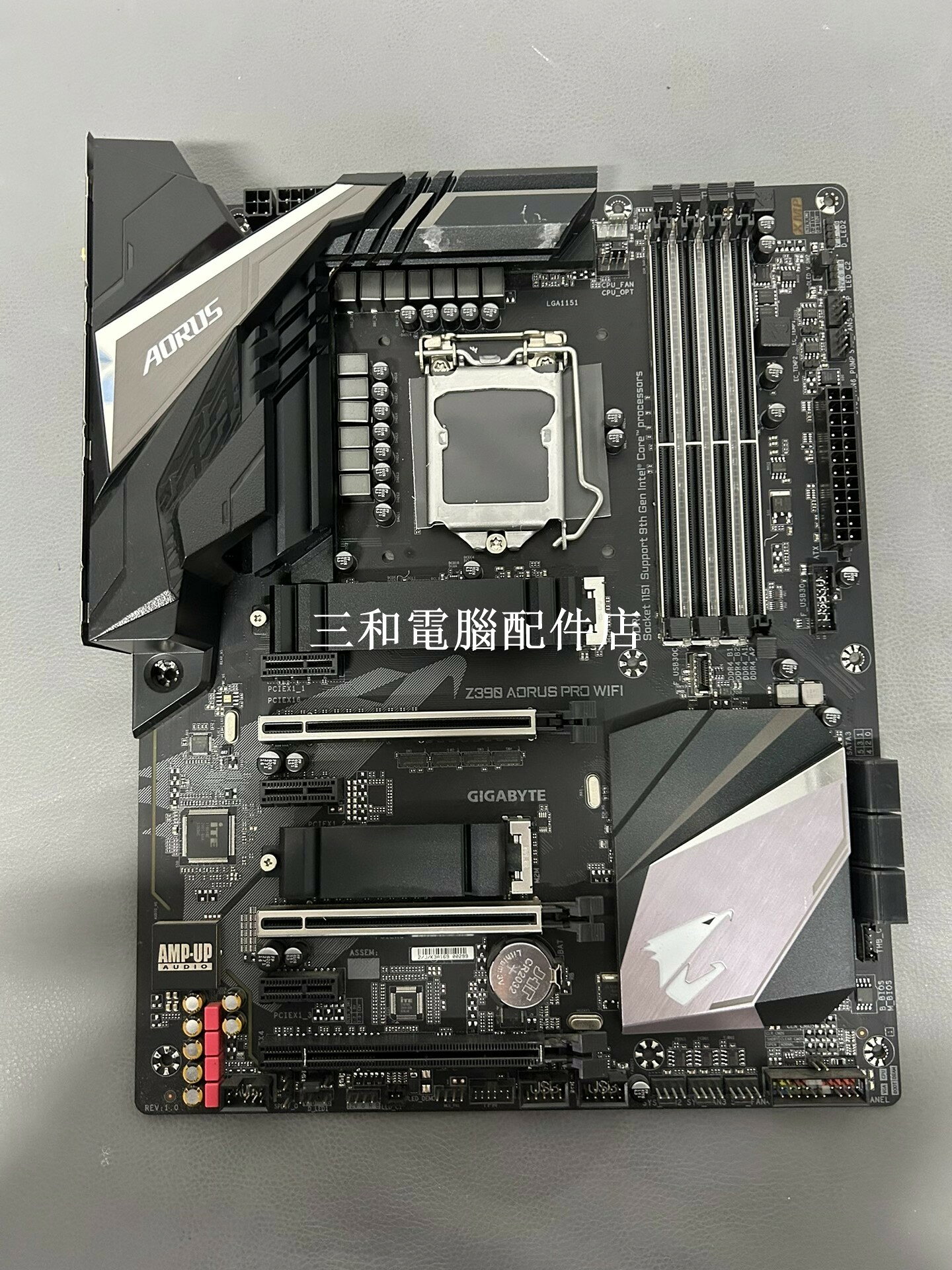 技嘉 Z390 Aorus Pro WiFi 主機板 9700K 支援 4 代記憶體 實拍 圖片 拆機配件 帶 HDMI M 2 介面 換機首選