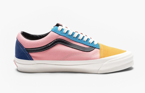 Womens old skool 2025 vans size 4