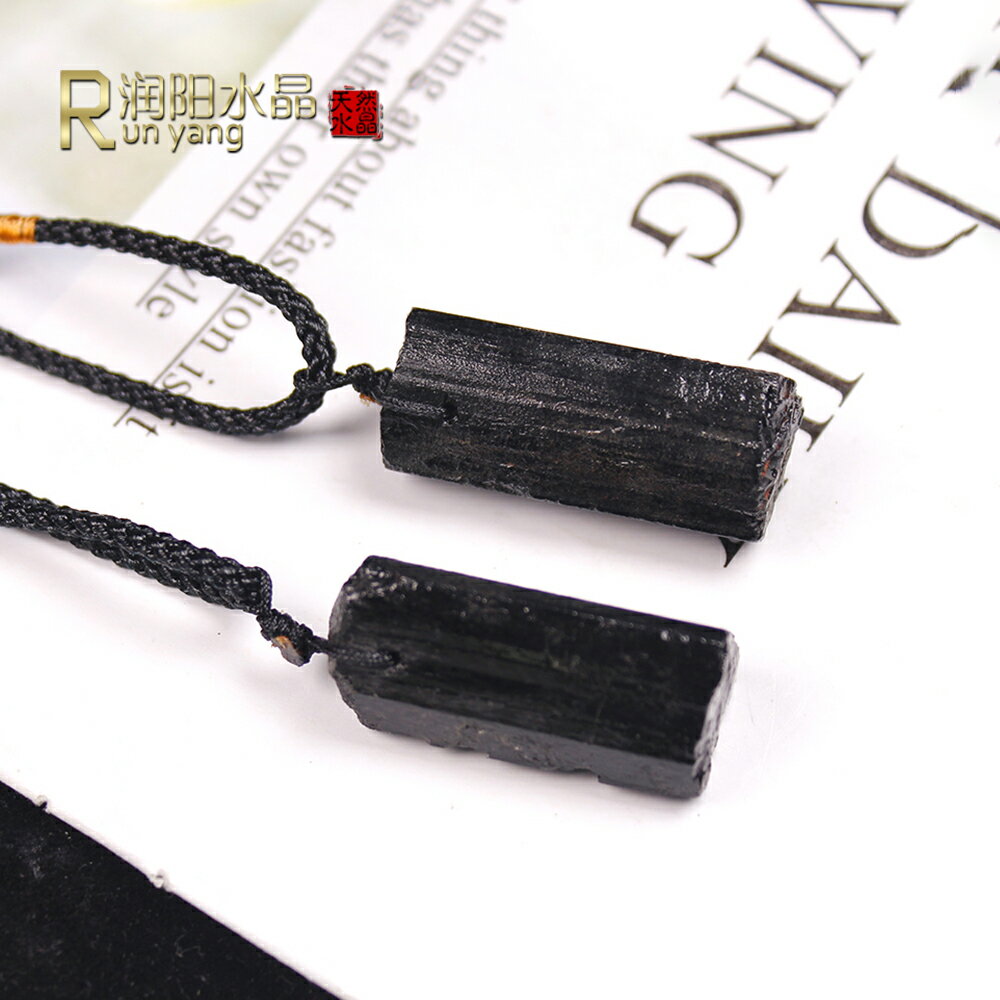 Runyangshi天然水晶石柱黑碧璽電氣石原石吊墜項鏈時尚碎石掛件