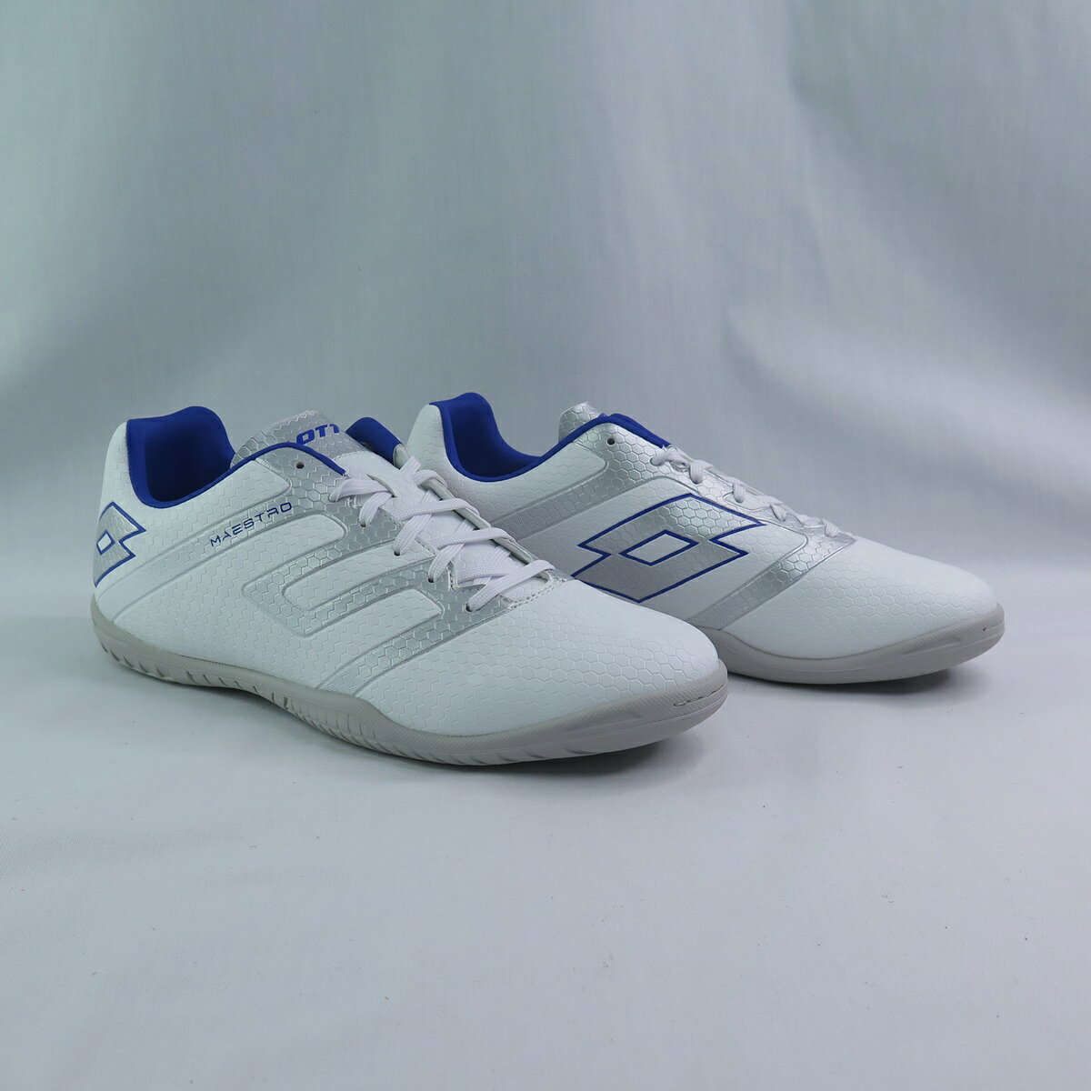 LOTTO LT2205711GN MAESTRO 700 V ID 男室內足球鞋 白/銀【iSport愛運動】