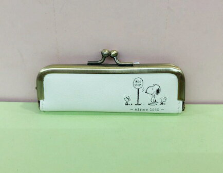 【震撼精品百貨】史奴比Peanuts Snoopy SNOOPY珠扣印鑑收納包-公車站牌#85535 震撼日式精品百貨