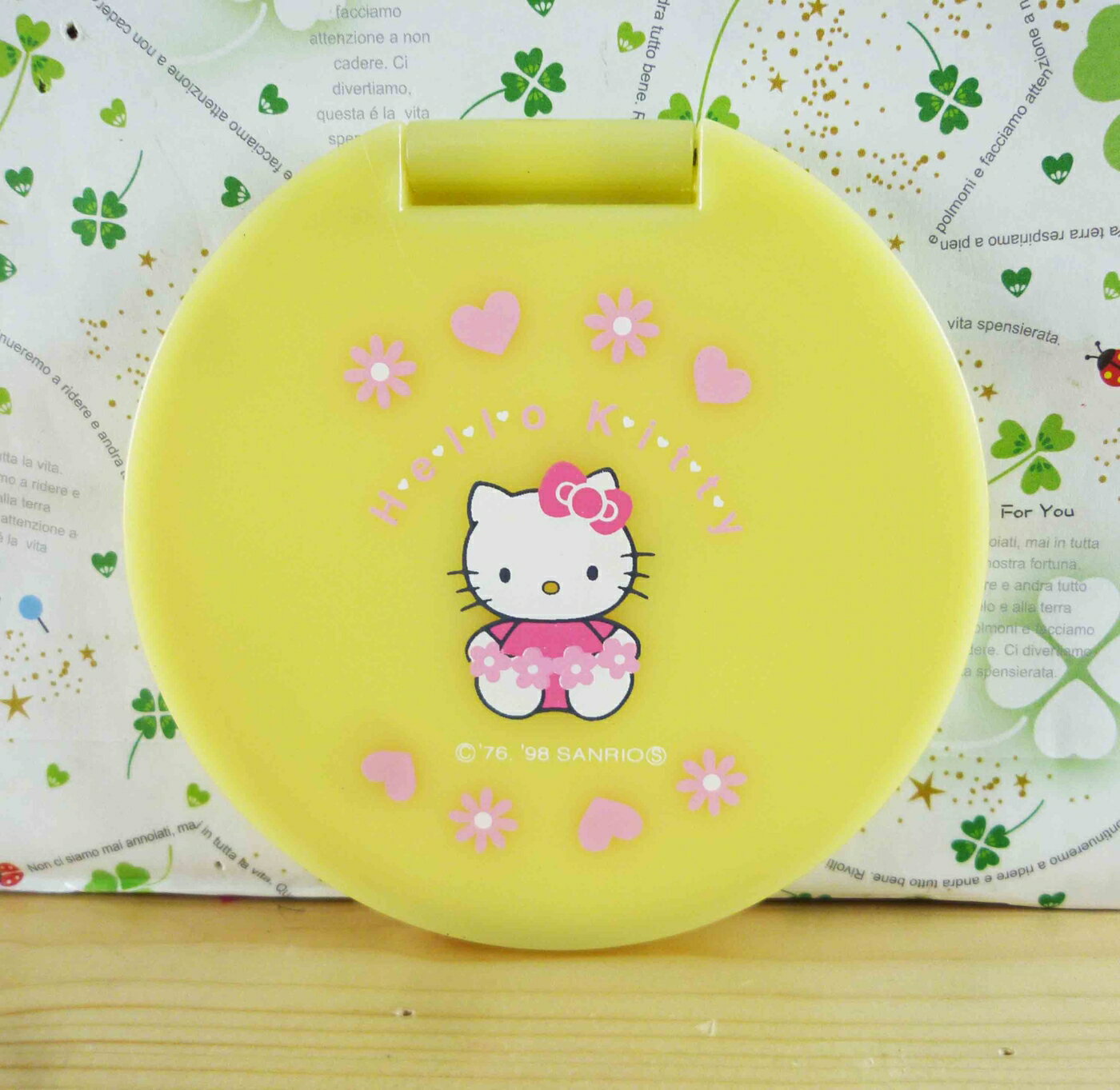 【震撼精品百貨】Hello Kitty 凱蒂貓-摺疊鏡-黃花園 震撼日式精品百貨
