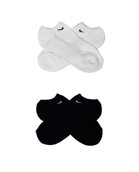 【毒】NIKE 經典款 Logo襪 黑白雙色 低中筒 兩款【領券折222｜Cube卡+APP下單最高10%回饋】 2