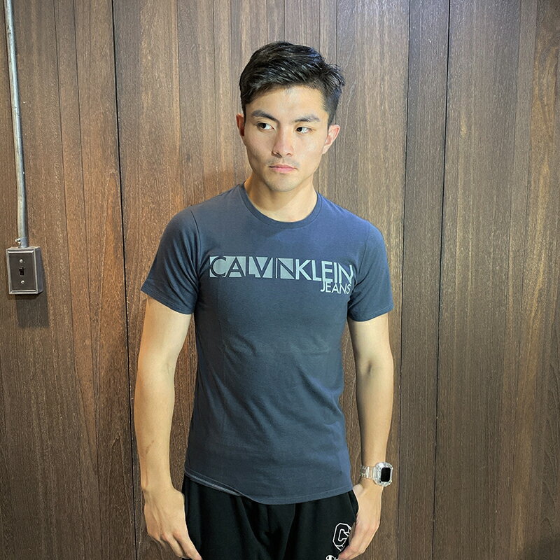 美國百分百【Calvin Klein】短袖 T恤 CK 上衣 T-shirt 短T logo 白色 XS S號 I336