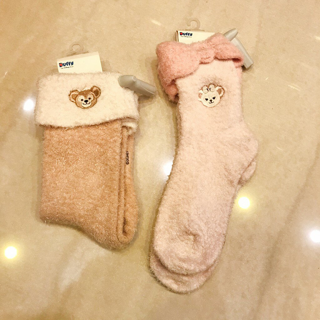 東京 迪士尼 Disney 達菲熊 雪莉玫 毛絨緻綿長襪 Duffy 羊毛 附發票 現貨｜領券9折⚡APP下單點數13% 【心心哈德】