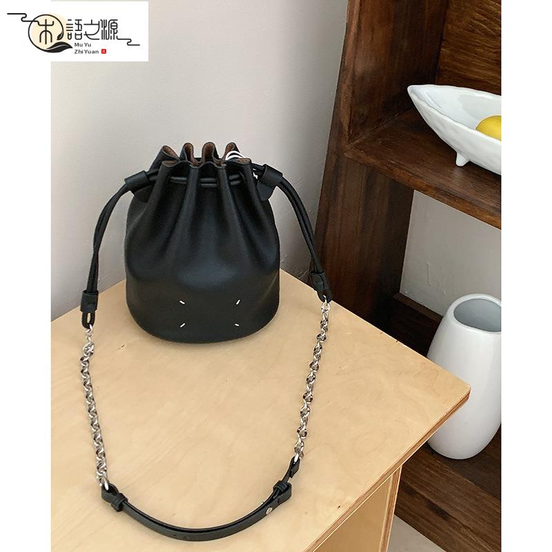 【臺灣公司貨】單肩斜挎鏈條包女新款牛皮水桶包小眾高階感褶皺包真皮小包包
