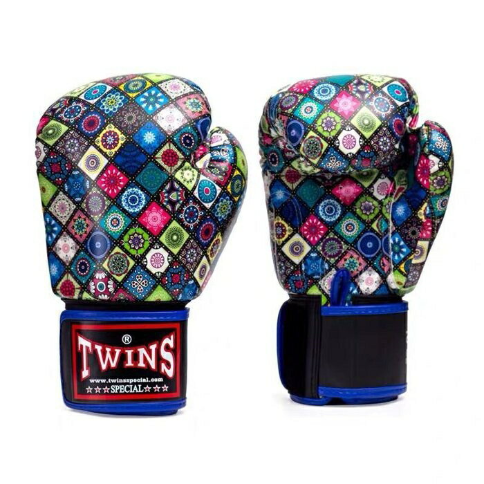 『VENUM旗艦館』8oz TWINS 限量絕版馬賽克拳套 收藏紀念款 泰拳拳套 PU入門全套 FBGVL3-MS藍色