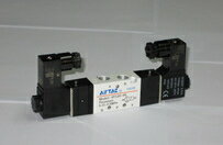 亞德客4V120-06二位五通雙向電磁閥58元 電壓 AC220V/DC24V