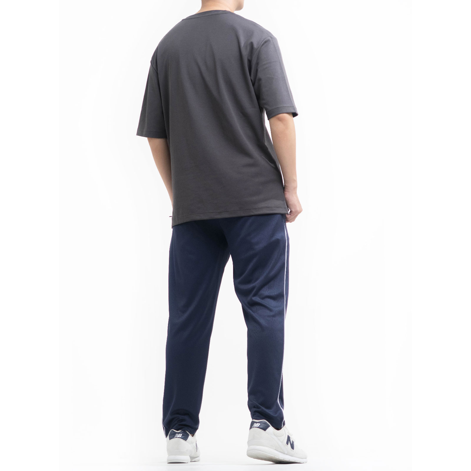 休閒運動風輕薄長褲 平口長褲 素面運動褲 都市戶外風格休閒長褲 拉鍊口袋運動褲 配色線條運動長褲 Track Pants 全腰圍鬆緊帶休閒褲 黑色長褲 Athleisure Track Pants Sports Pants Lightweight Casual Pants (312-7258-08)藍色 (312-7258-21)黑色 L XL 2L (腰圍:26~37英吋/66~94公分) 男 [實體店面保障] sun-e 4