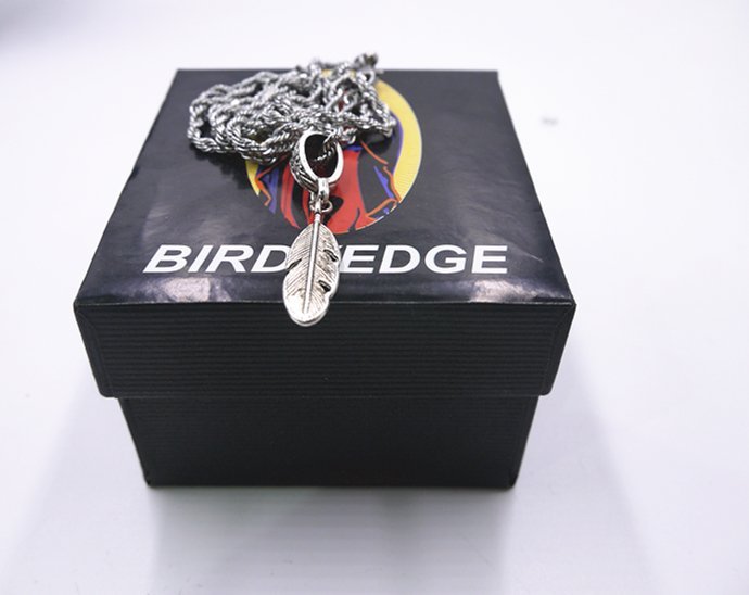 BIRDYEDGE 羽毛 藤原 品牌設計款 鋼鈦麻花項鍊 穿搭配件單品