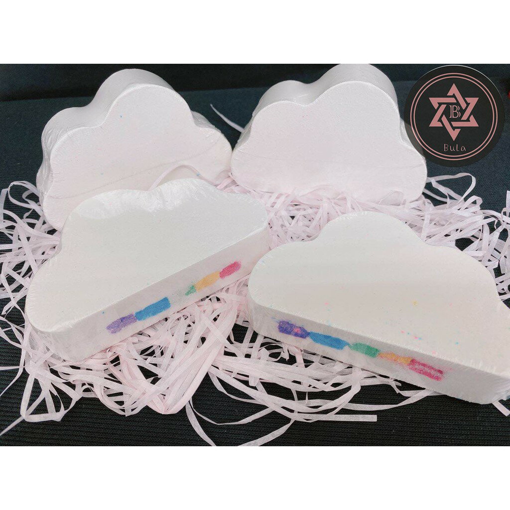 『布拉小舖』【臺灣現貨】彩虹雲朵旋轉泡泡浴球 浴鹽泡澡精油球 泡澡球入浴劑 泡澡氣泡彈 送禮