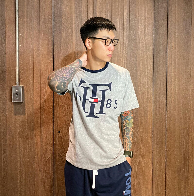 美國百分百【全新真品】Tommy Hilfiger T恤 TH 男 Logo 短袖 T-Shirt 短T 灰色 BJ12