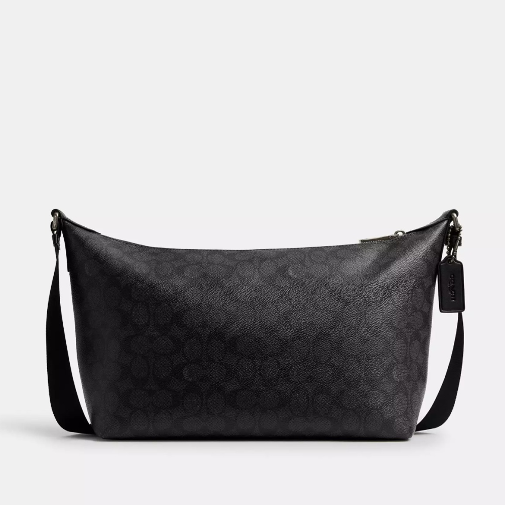 COACH 經典老花拉鍊斜背包 單肩包 防刮PVC塗層帆布 肩背包 側背包 斜背手袋 CAJ91 黑色(現貨)指定Outlet商品5折起☆現貨【送禮首選★APP下單點數4倍送】