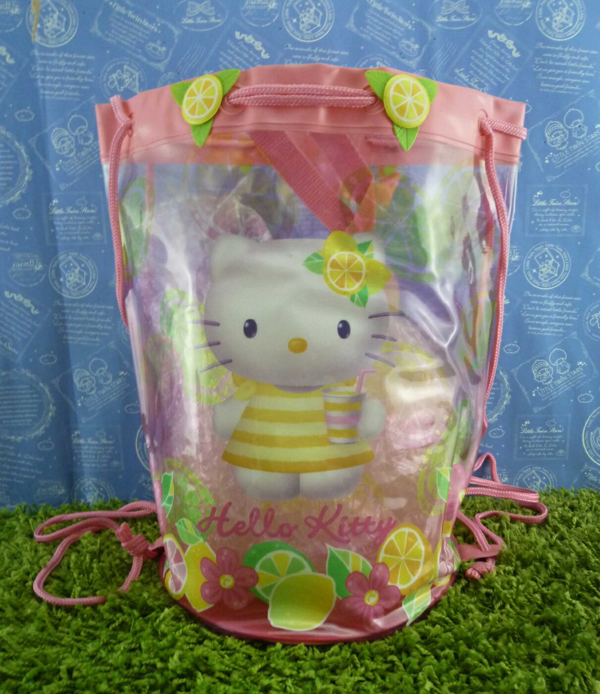 【震撼精品百貨】Hello Kitty 凱蒂貓 縮口防水後背包 檸檬【共1款】 震撼日式精品百貨